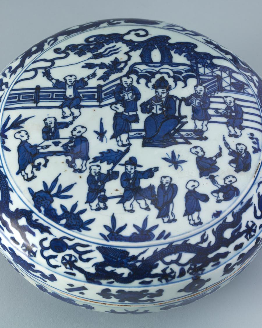 Looking at Chinese Art with Expert Eyes